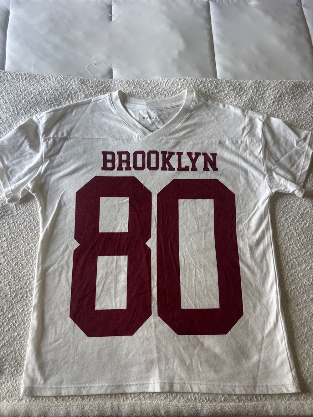 PacSun White V-Neck Tee with Maroon Brooklyn 80 Print